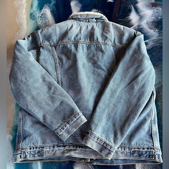 SALE! BUY or BUNDLE! NWOT Men’s Standard Denim Levi jacket, fleece lined. Sz L - Picture 12 of 12
